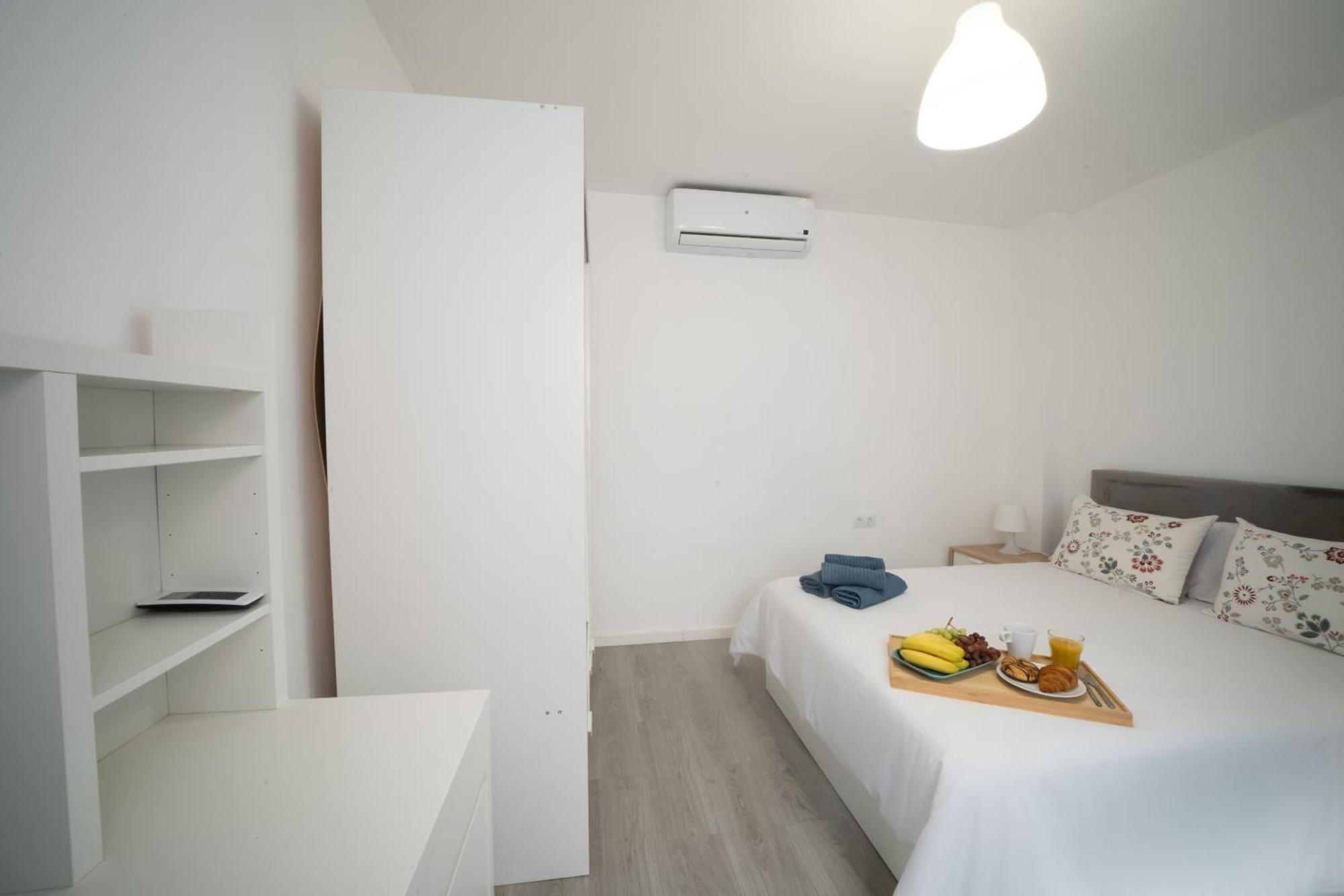 1 Room Playa Pedregalejo Μάλαγα Εξωτερικό φωτογραφία
